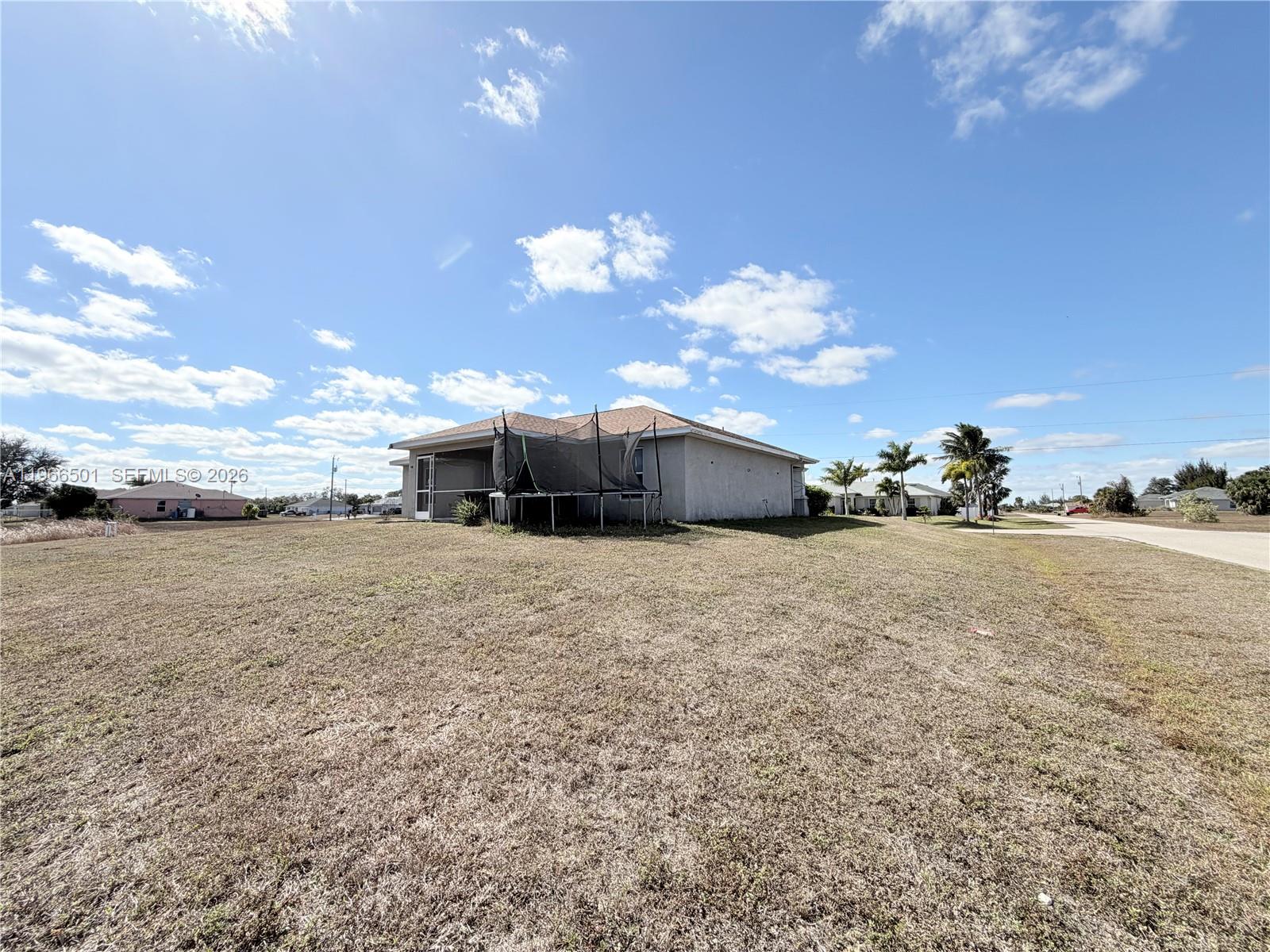 3625 NE 19th Pl Cape Coral, FL 33909