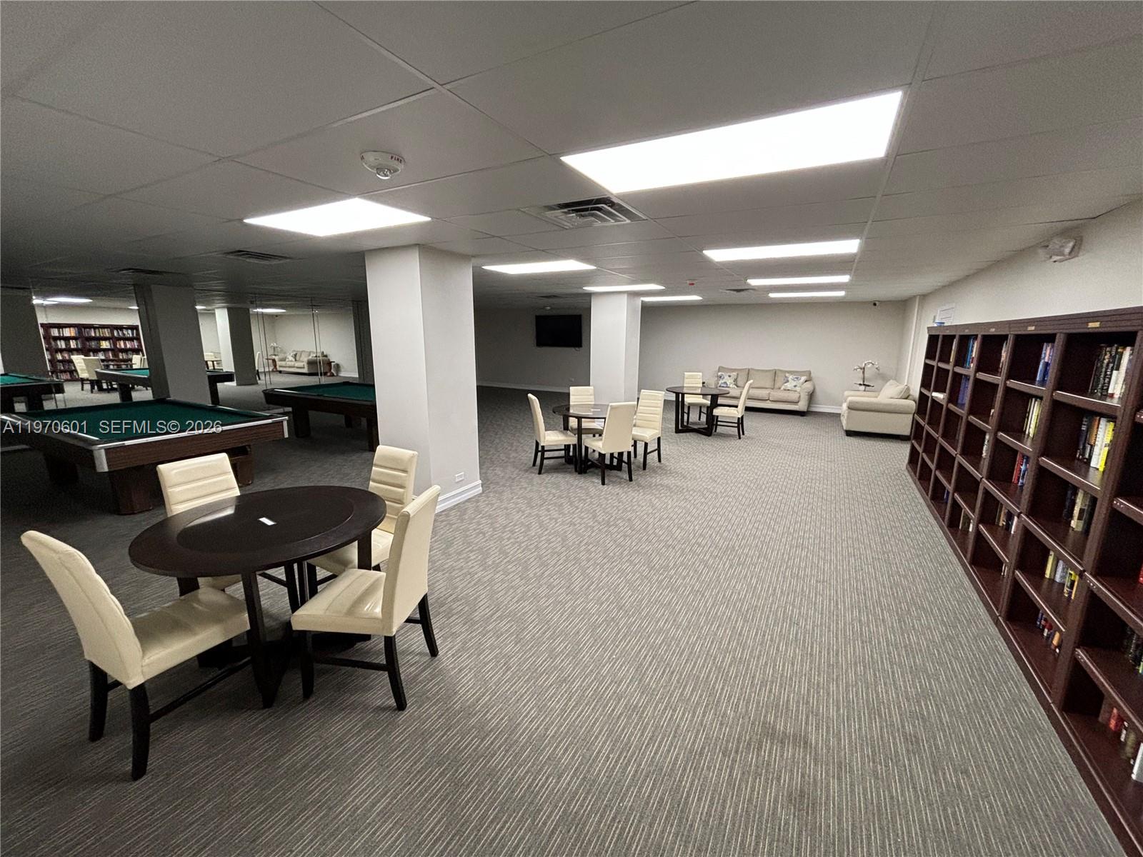 5005 Collins Ave #825 Miami Beach, FL 33140