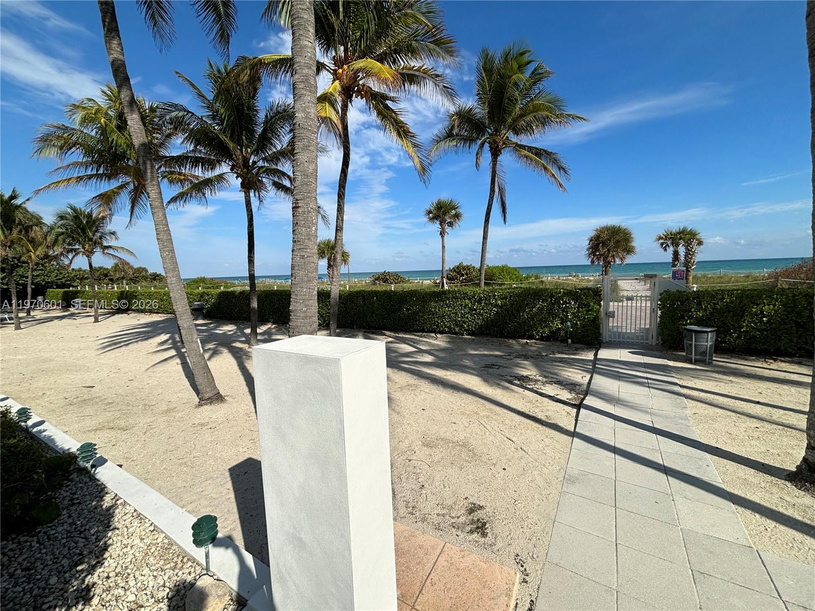 5005 Collins Ave #825 Miami Beach, FL 33140