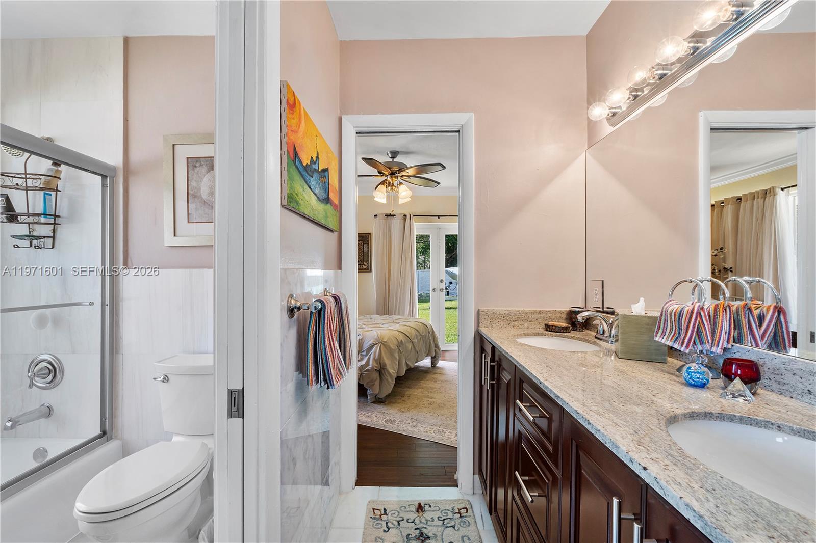 17640 Old Cutler Rd Palmetto Bay, FL 33157