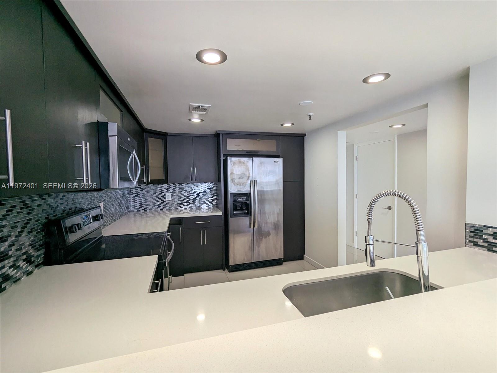 555 NE 15th St #20B Miami, FL 33132