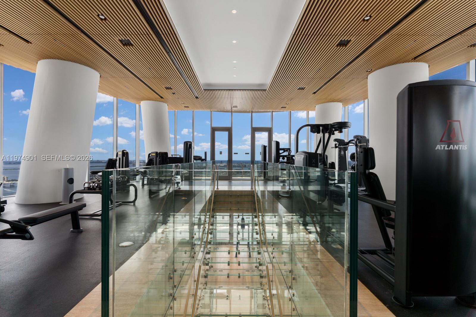 300 Biscayne Blvd Way #5002 E Miami, FL 33131