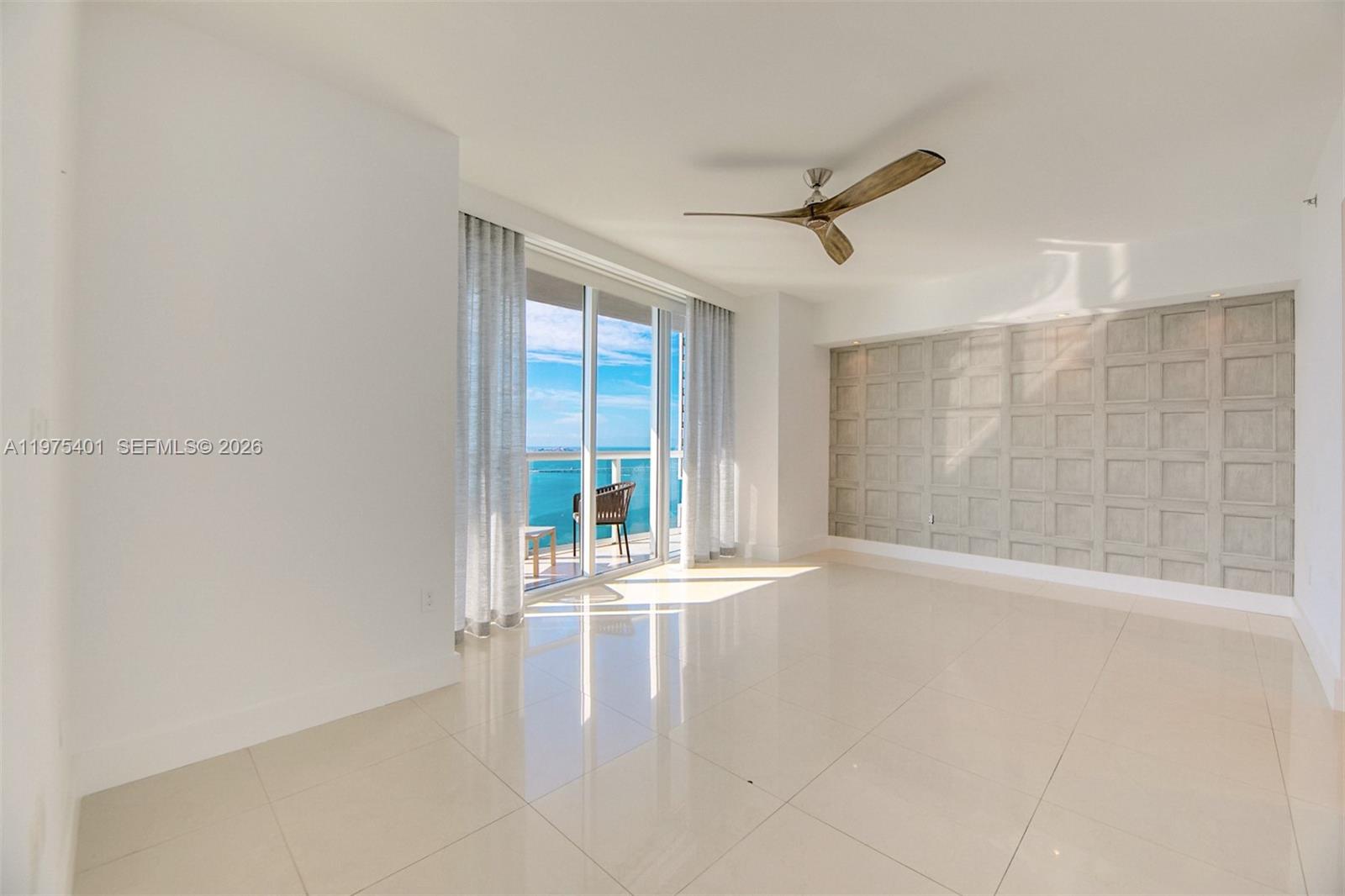 465 Brickell Ave #4301 Miami, FL 33131