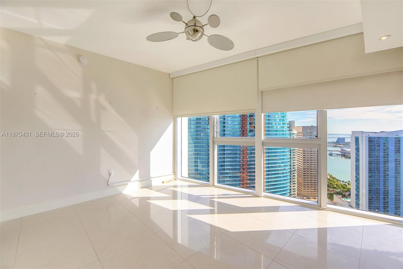 465 Brickell Ave #4301 Miami, FL 33131