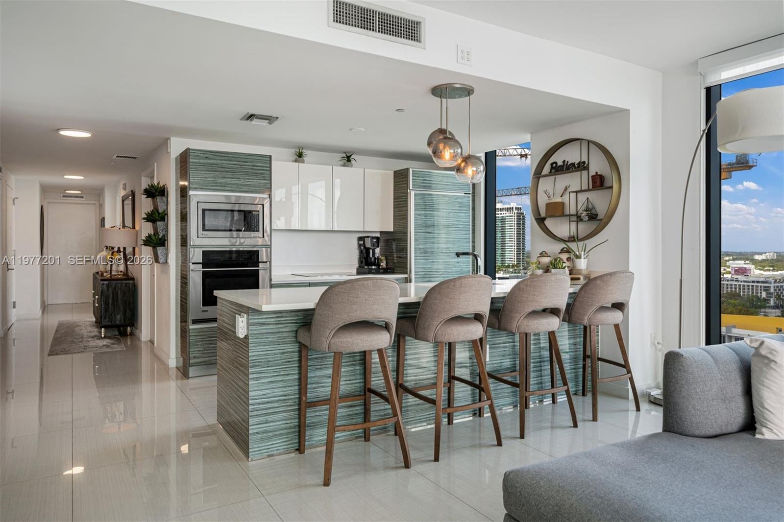 460 NE 28th St #1901 Miami, FL 33137