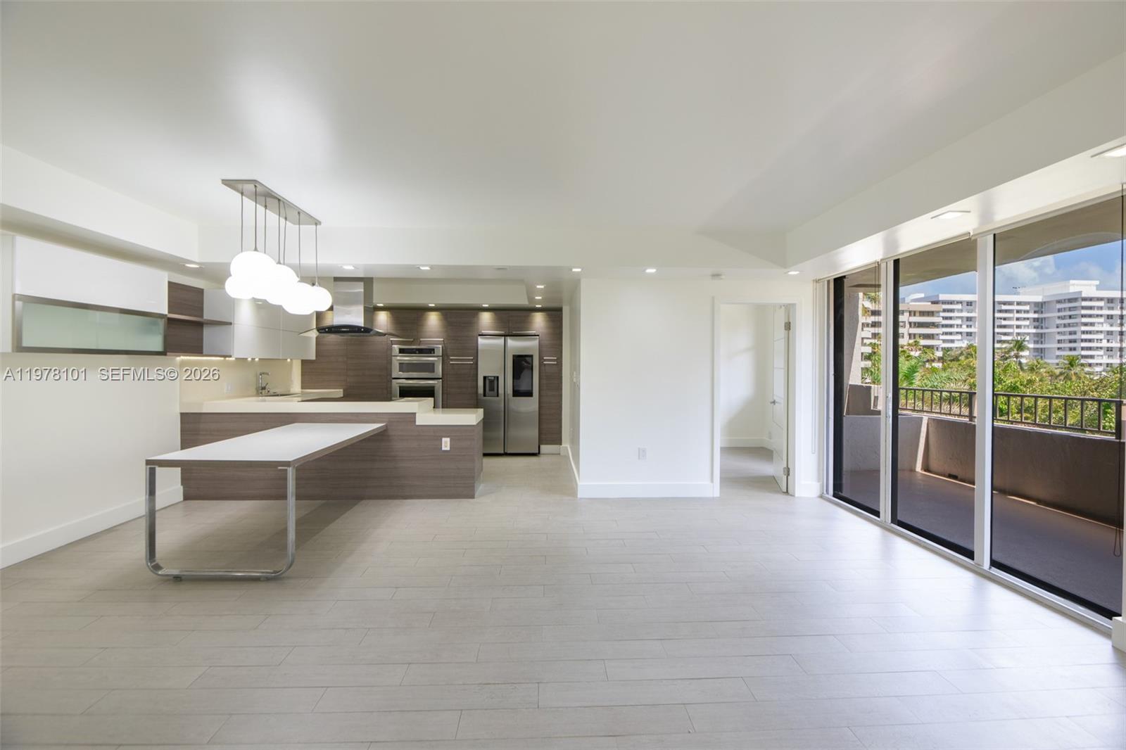 161 Crandon Blvd #324