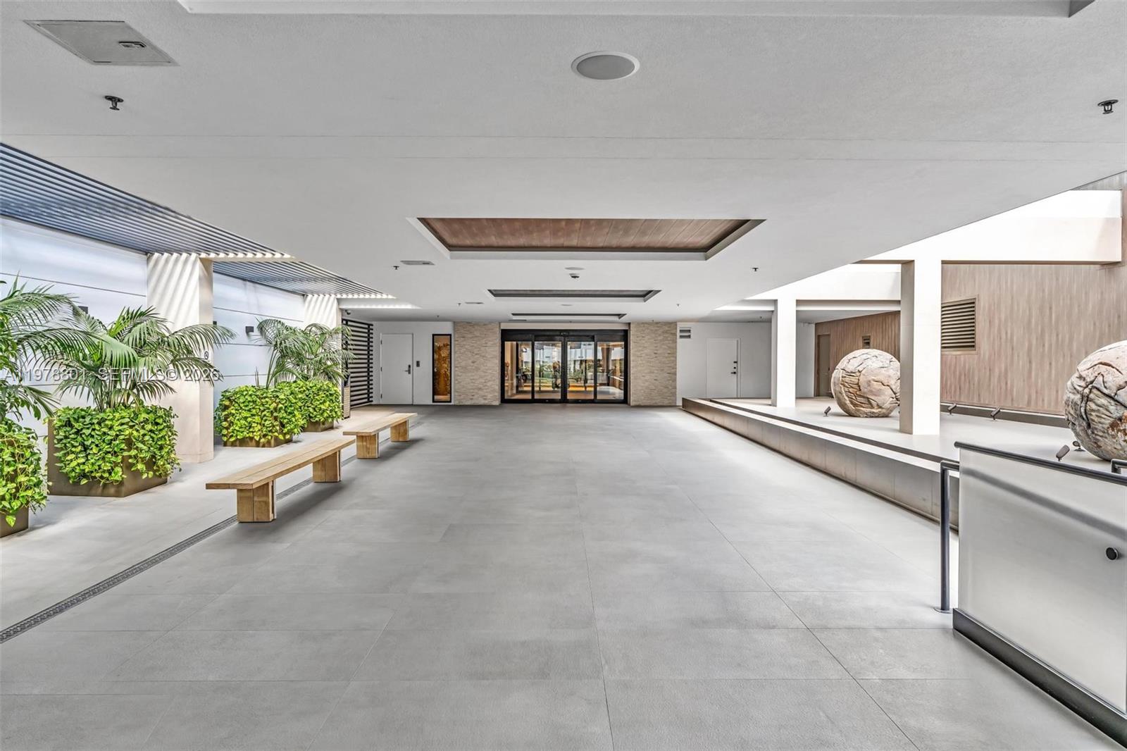 2301 Collins Ave #1041/42 Miami Beach, FL 33139