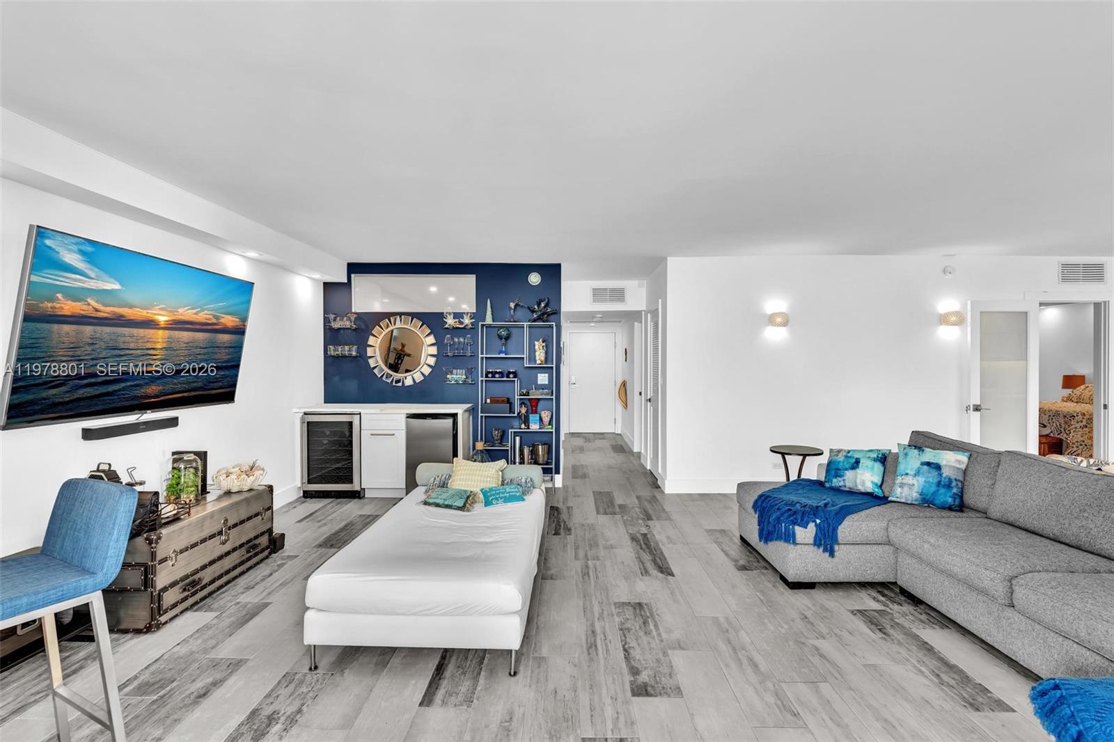 2301 Collins Ave #1041/42 Miami Beach, FL 33139