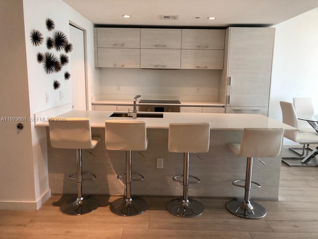 1300 S Miami Ave #2704 Miami, FL 33130