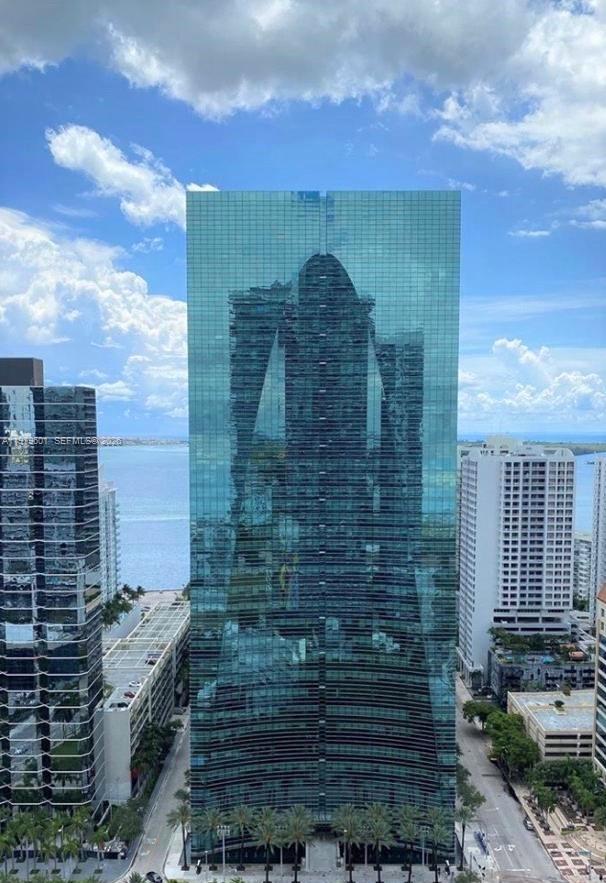 1300 S Miami Ave #2704 Miami, FL 33130