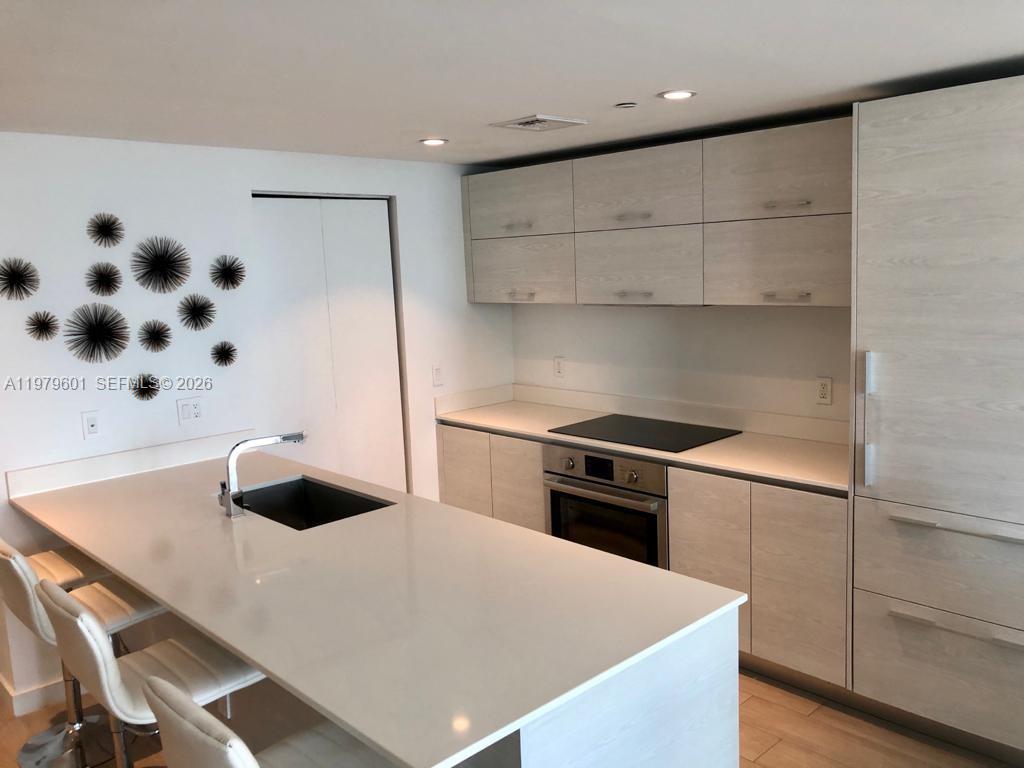 1300 S Miami Ave #2704 Miami, FL 33130