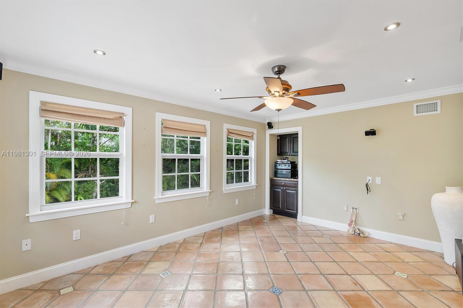 300 187th St Sunny Isles Beach, FL 33160