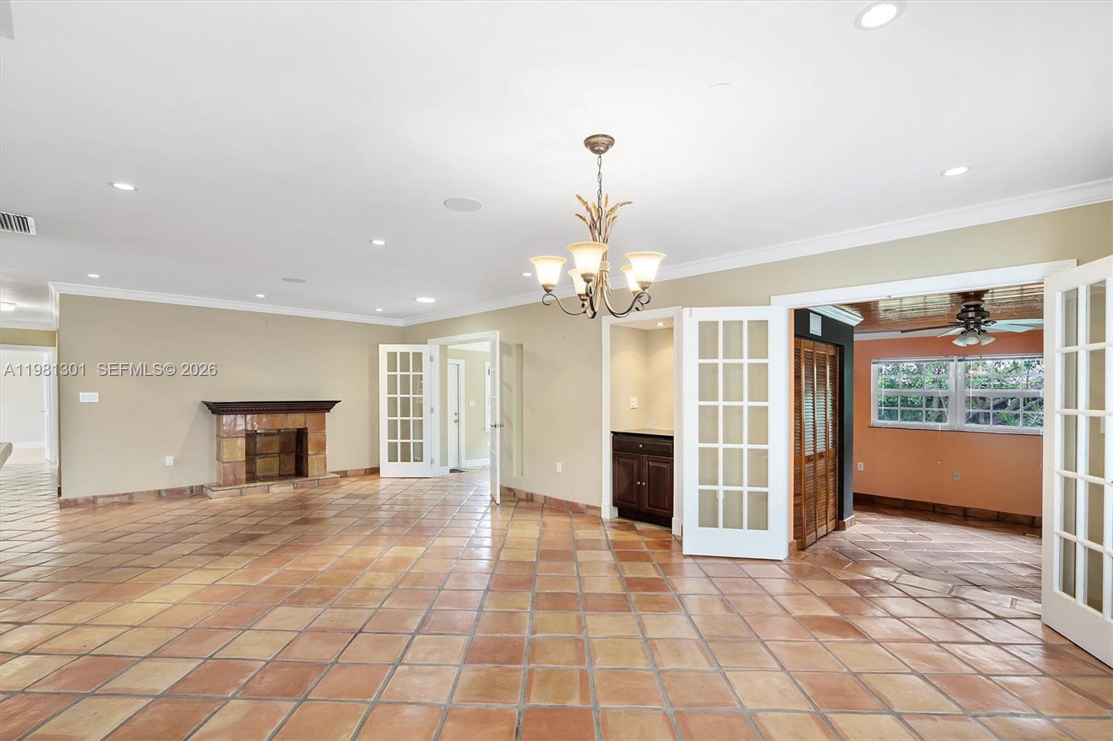 300 187th St Sunny Isles Beach, FL 33160