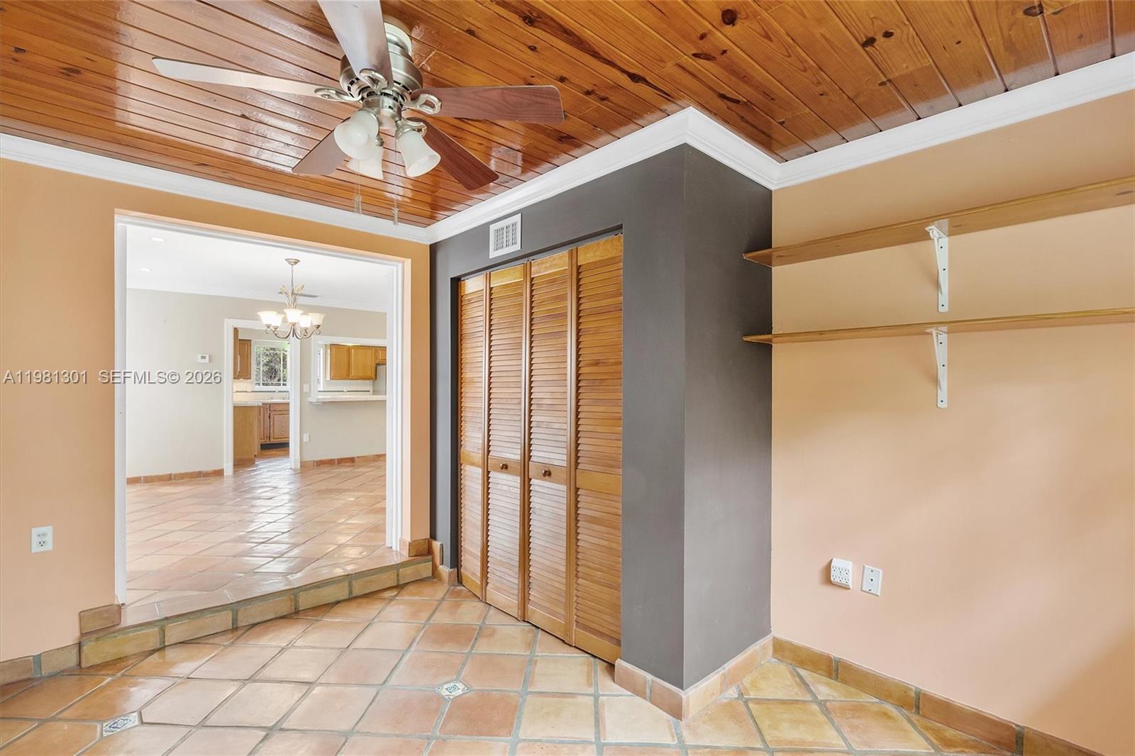 300 187th St Sunny Isles Beach, FL 33160