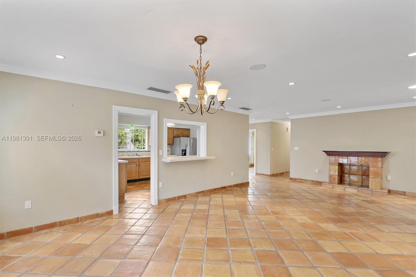 300 187th St Sunny Isles Beach, FL 33160