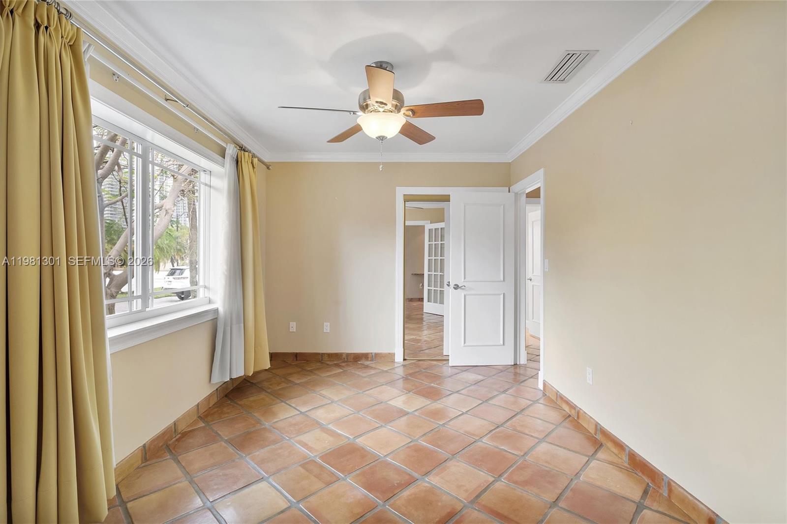 300 187th St Sunny Isles Beach, FL 33160