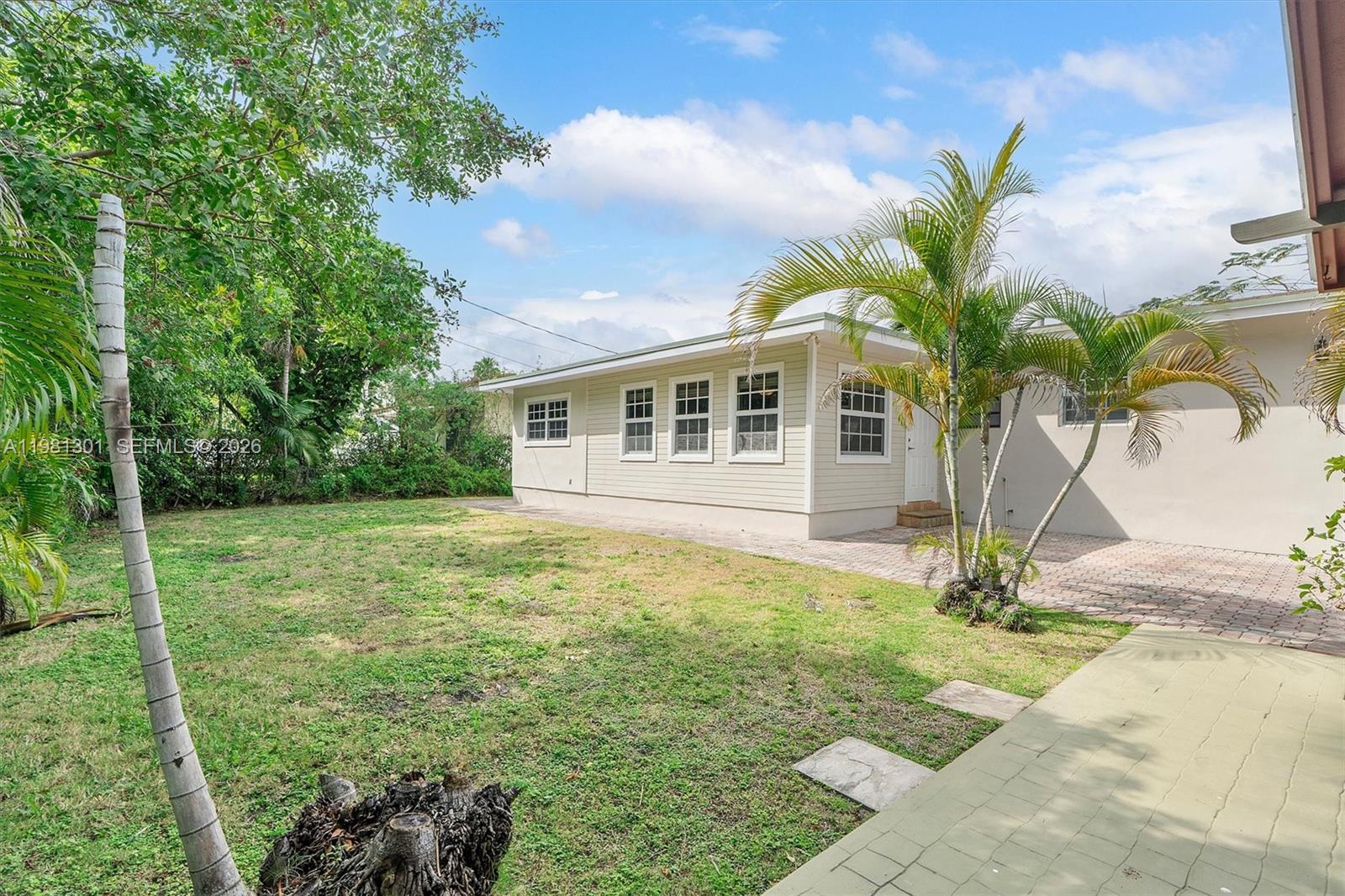 300 187th St Sunny Isles Beach, FL 33160