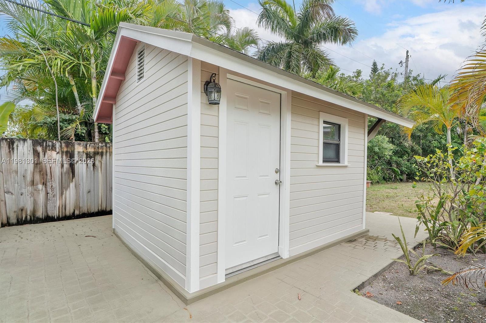 300 187th St Sunny Isles Beach, FL 33160