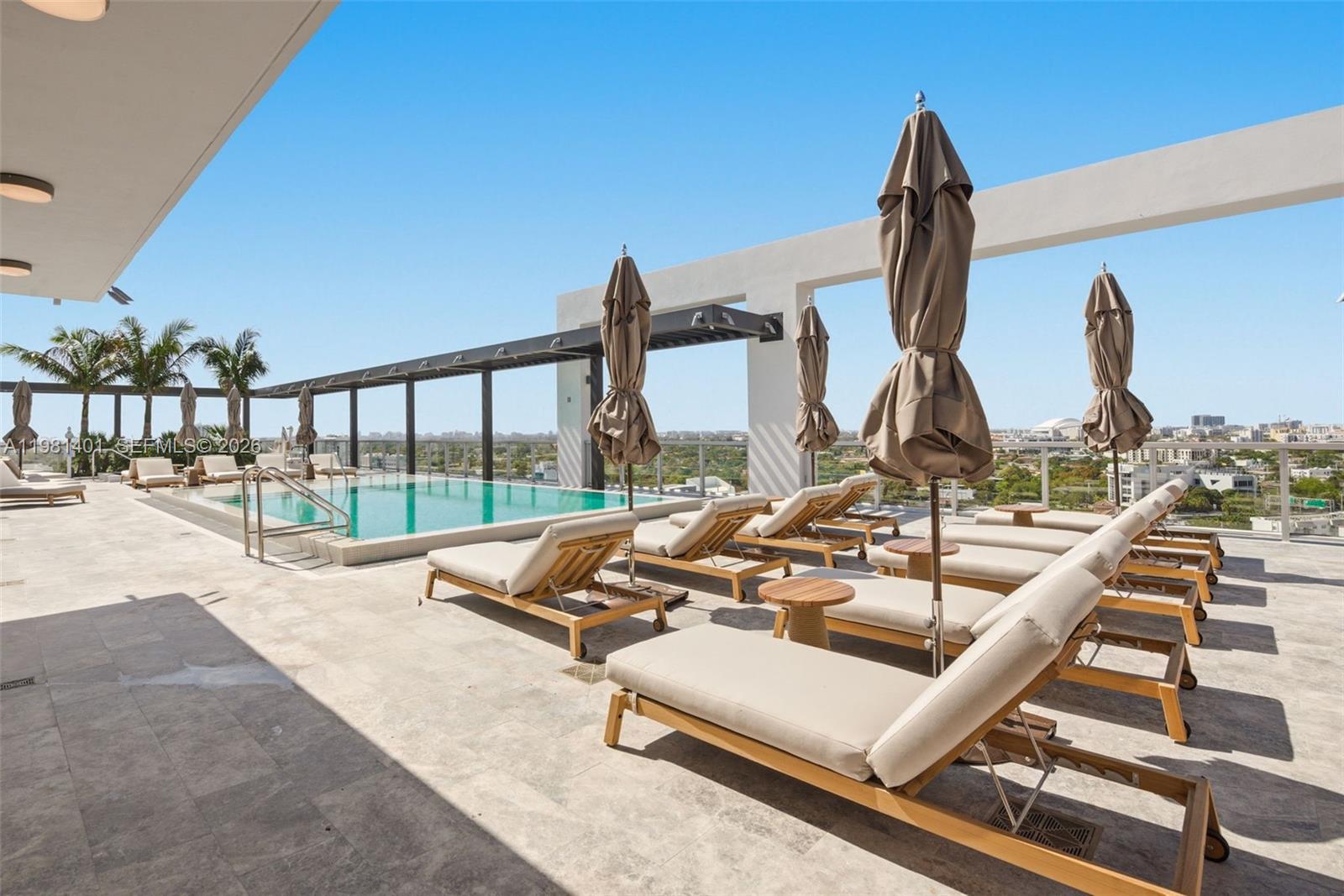 1611 Sw 2nd Ave #301 Miami, FL 33129