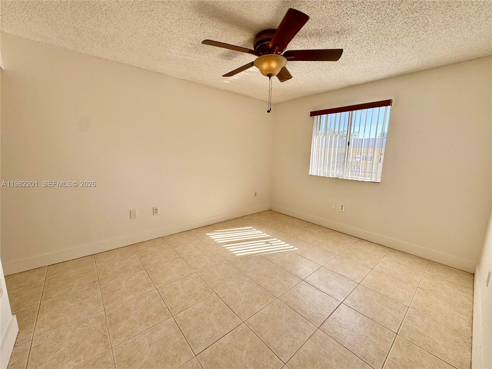 4681 NW 9th St #211 Miami, FL 33126