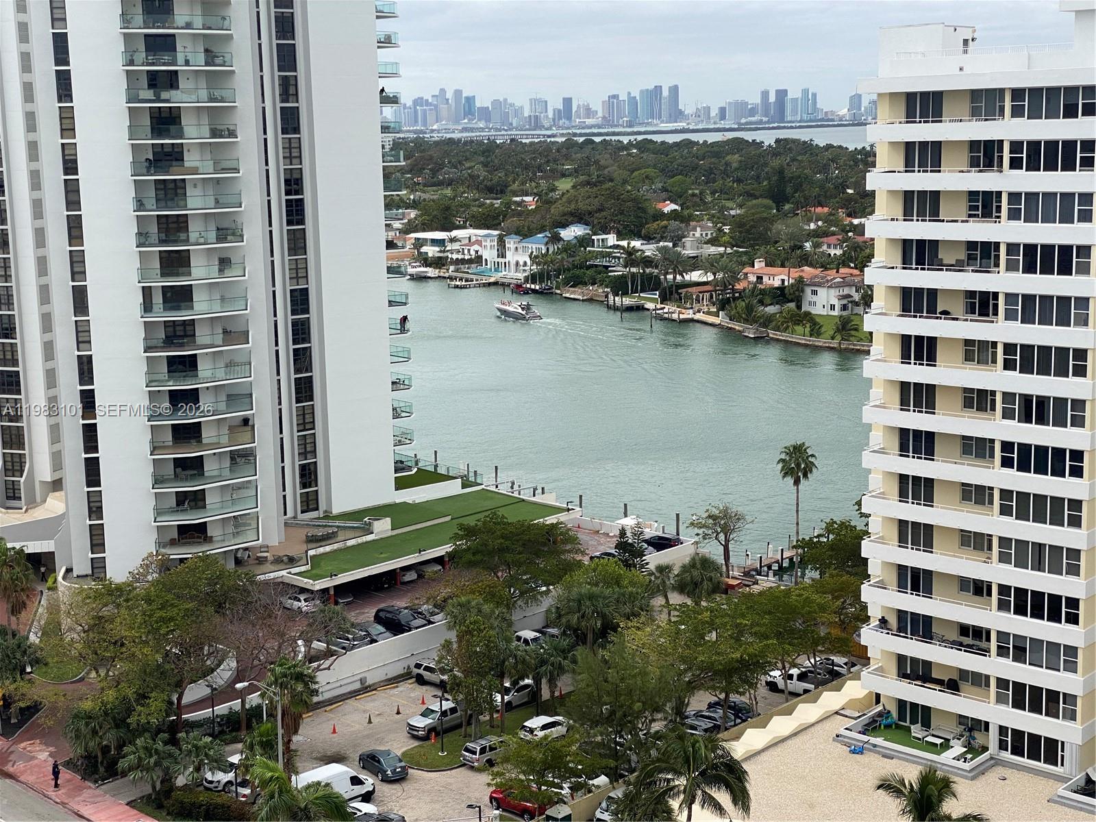 5555 Collins Ave #17A Miami Beach, FL 33140