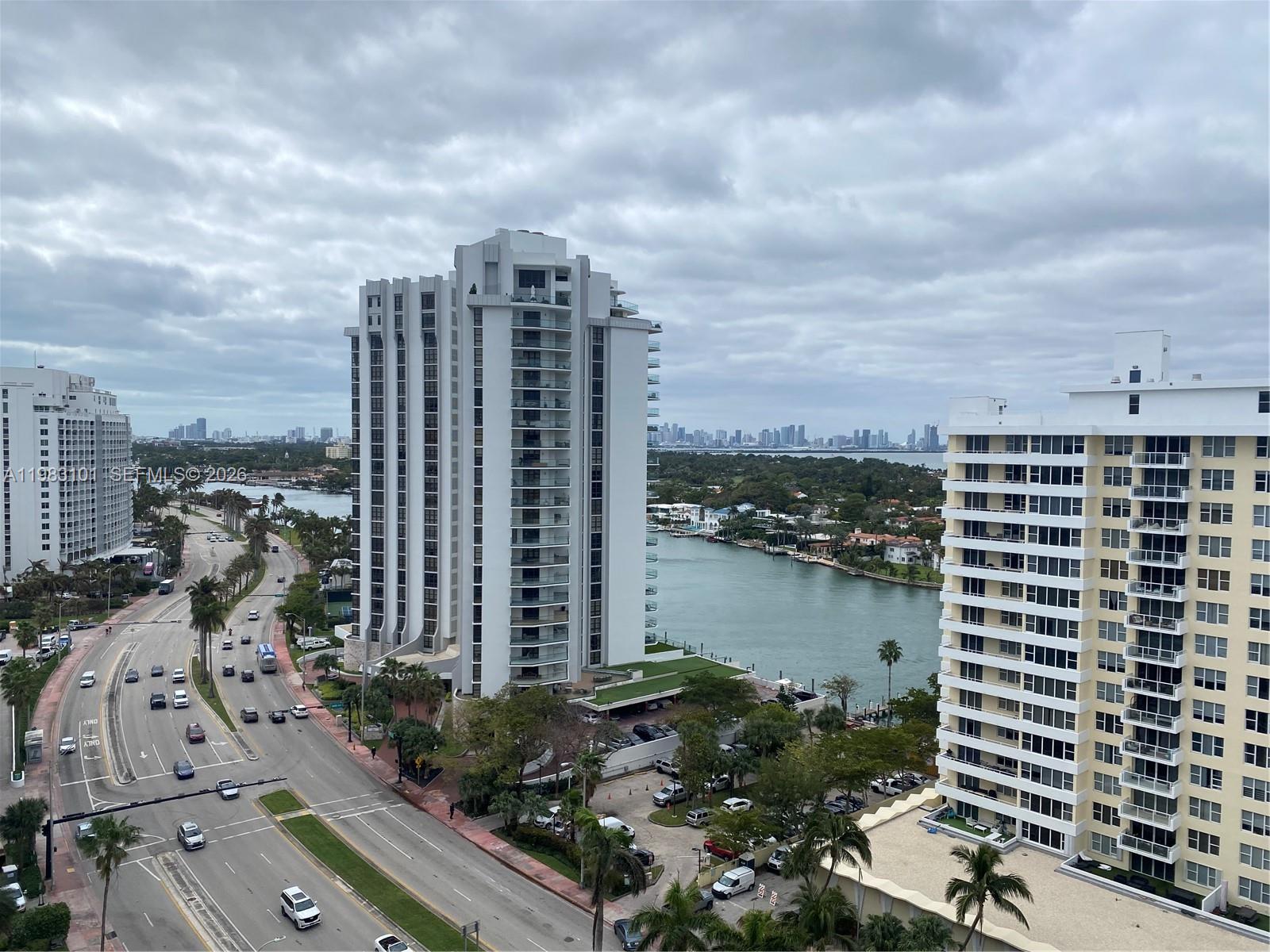 5555 Collins Ave #17A Miami Beach, FL 33140