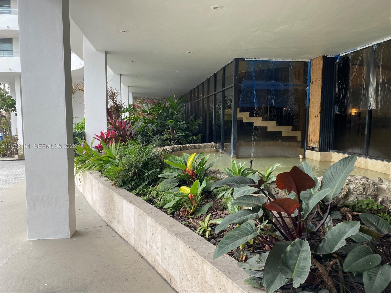 5555 Collins Ave #17A Miami Beach, FL 33140