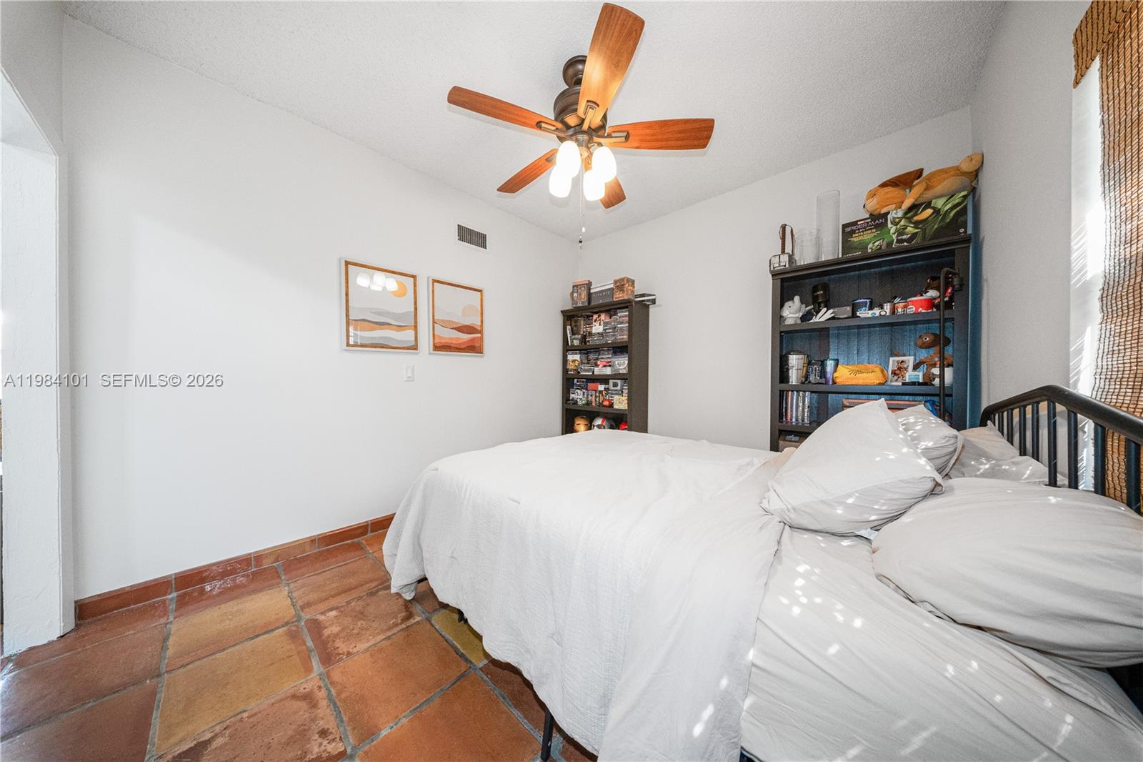 10141 Woodbury Ct Pembroke Pines, FL 33026