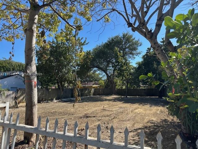 1738 NW 31st St Miami, FL 33142