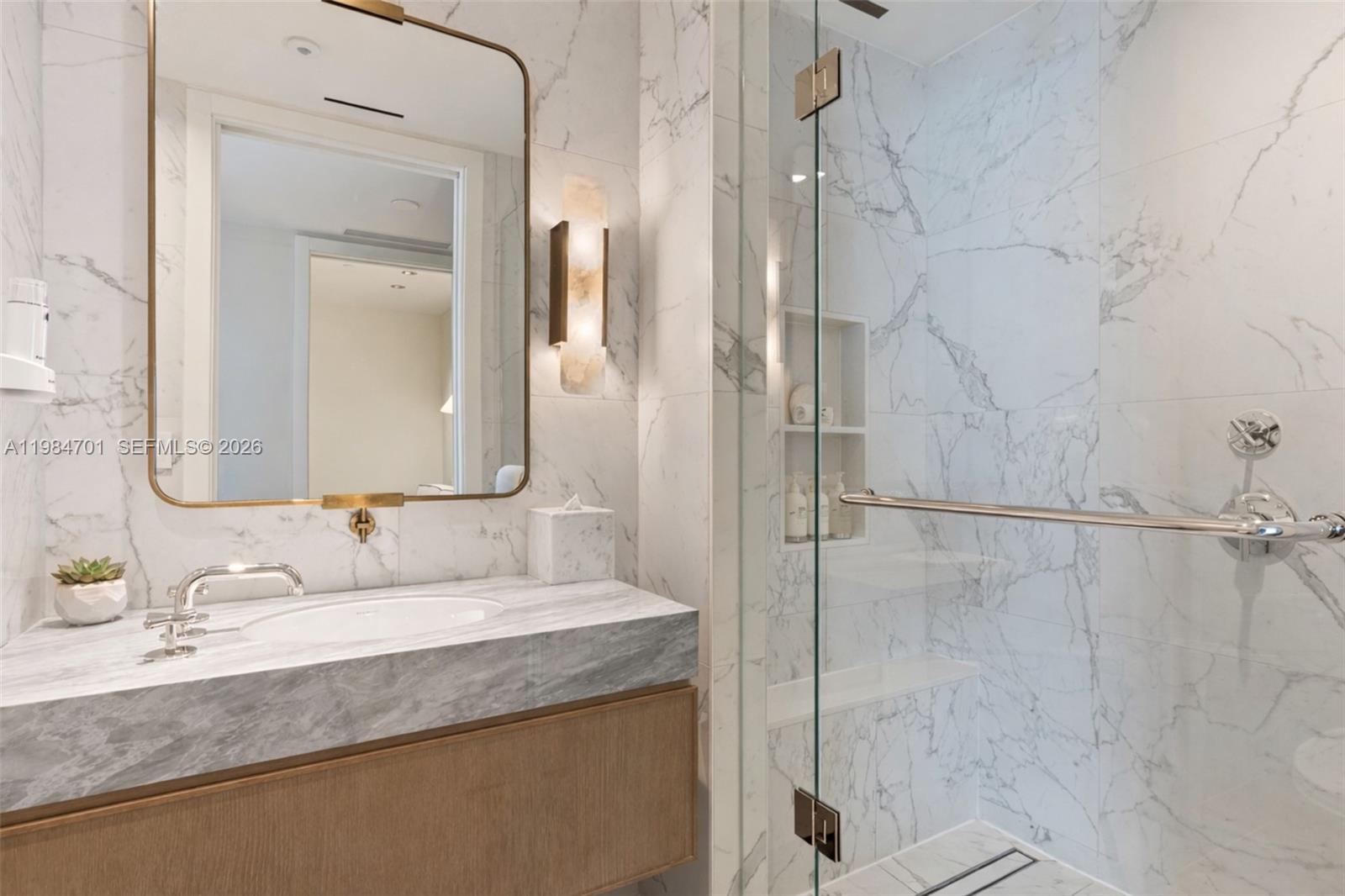 525 N Fort Lauderdale Bch Blvd #1707 Fort Lauderdale, FL 33304