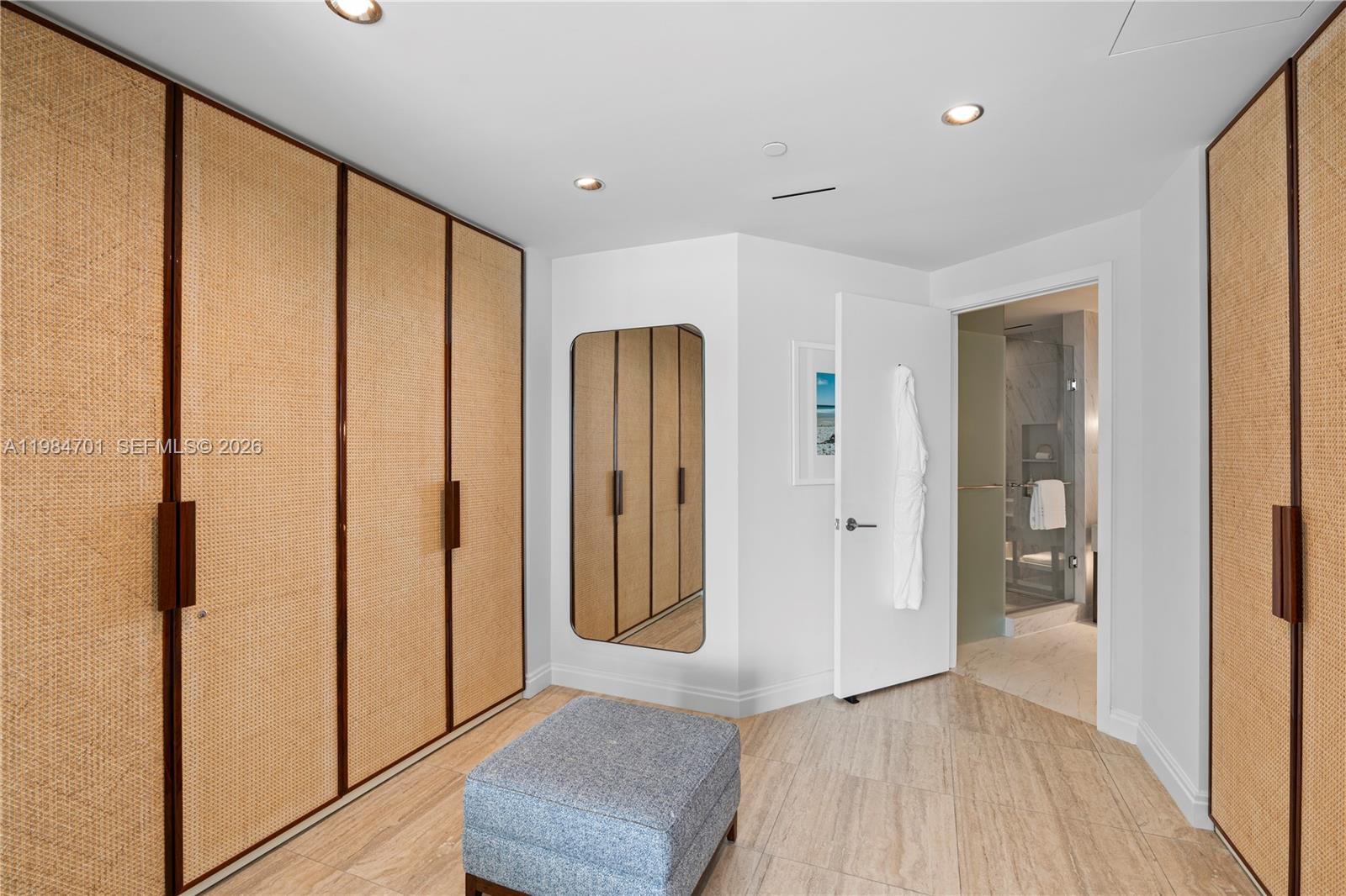 525 N Fort Lauderdale Bch Blvd #1707 Fort Lauderdale, FL 33304