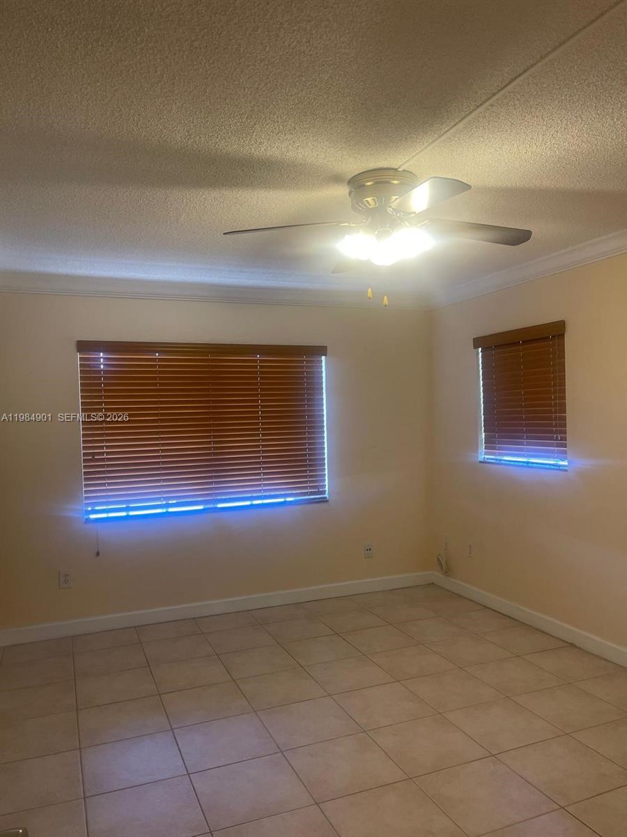 8600 SW 109th Ave #4-220 Miami, FL 33173