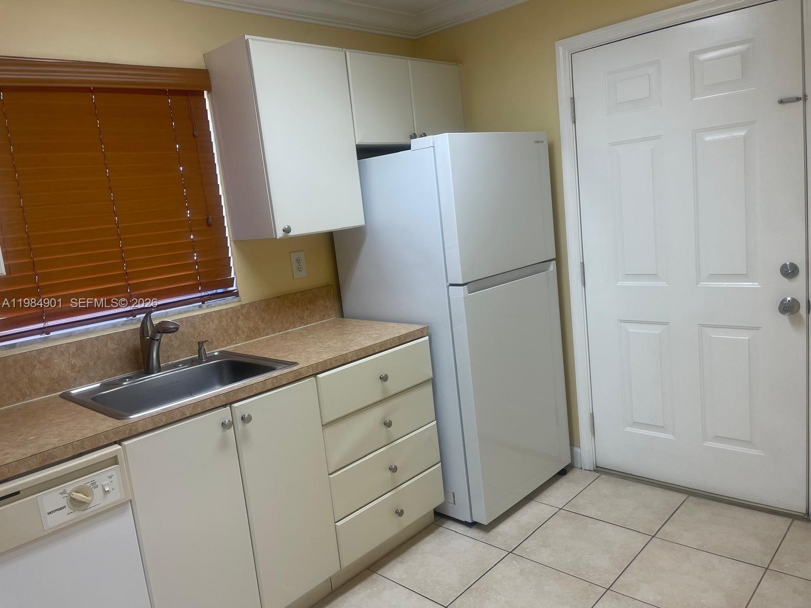 8600 SW 109th Ave #4-220 Miami, FL 33173