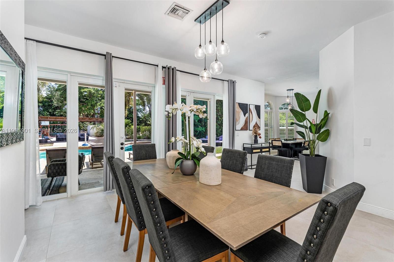 5100 NW 76th Pl Fort Lauderdale, FL 33073