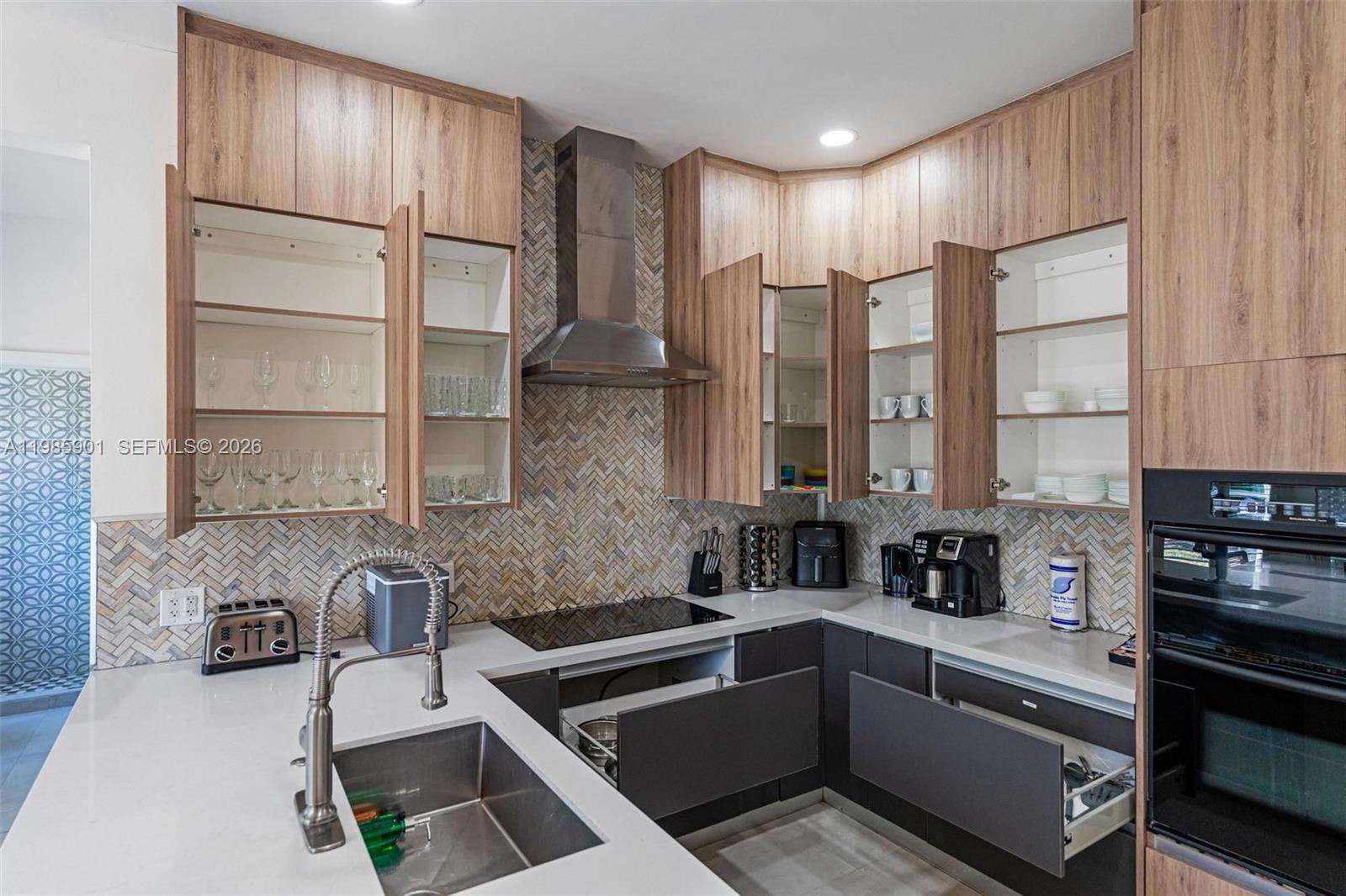 5100 NW 76th Pl Fort Lauderdale, FL 33073