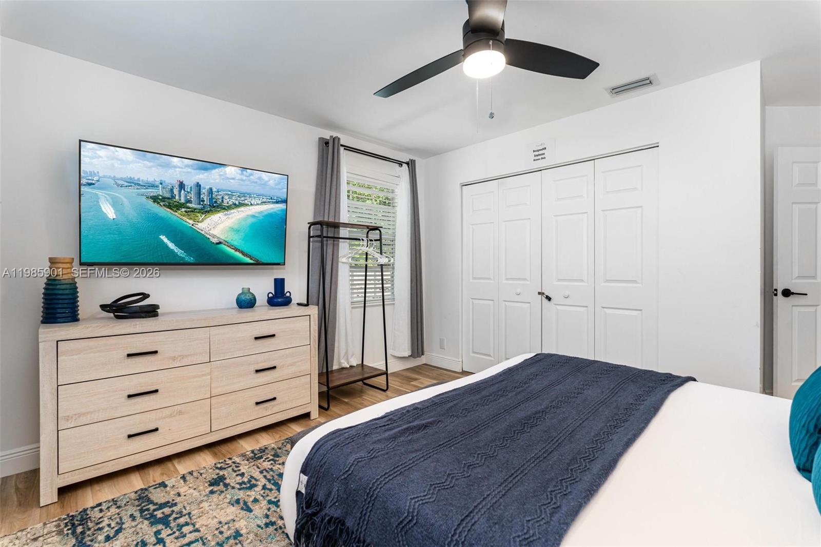 5100 NW 76th Pl Fort Lauderdale, FL 33073