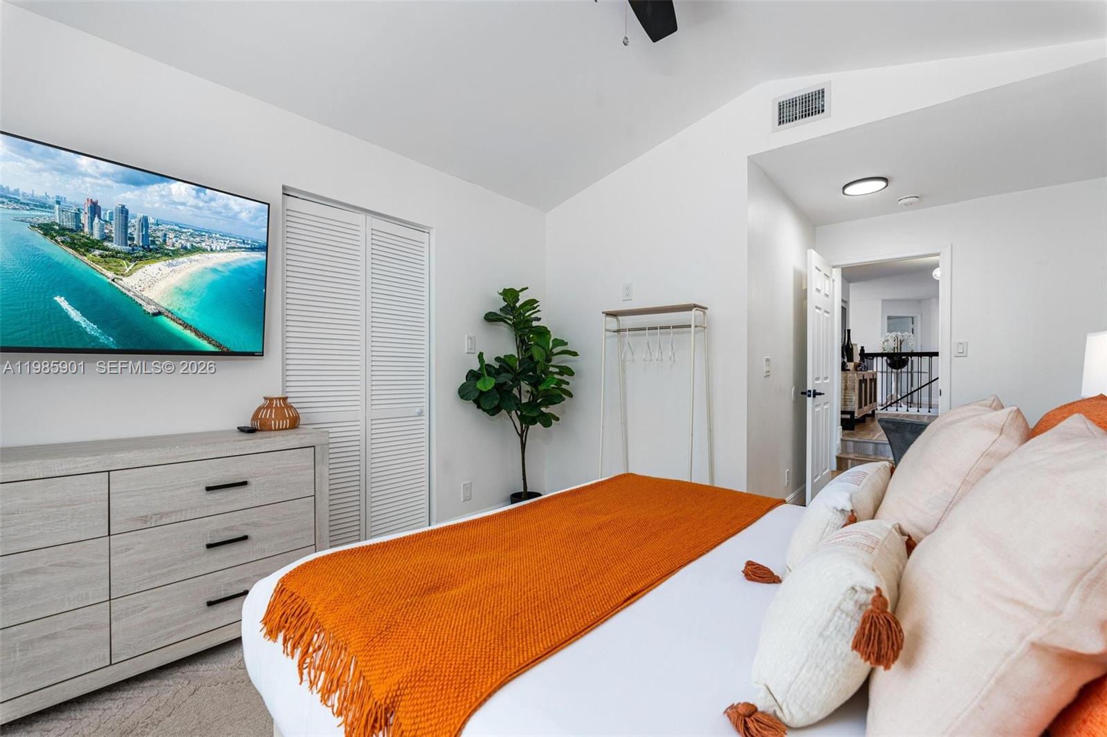 5100 NW 76th Pl Fort Lauderdale, FL 33073