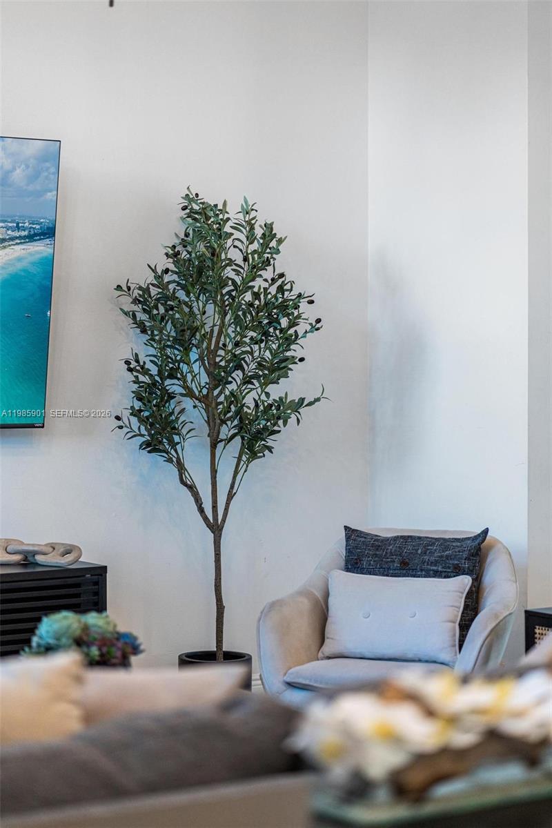 5100 NW 76th Pl Fort Lauderdale, FL 33073