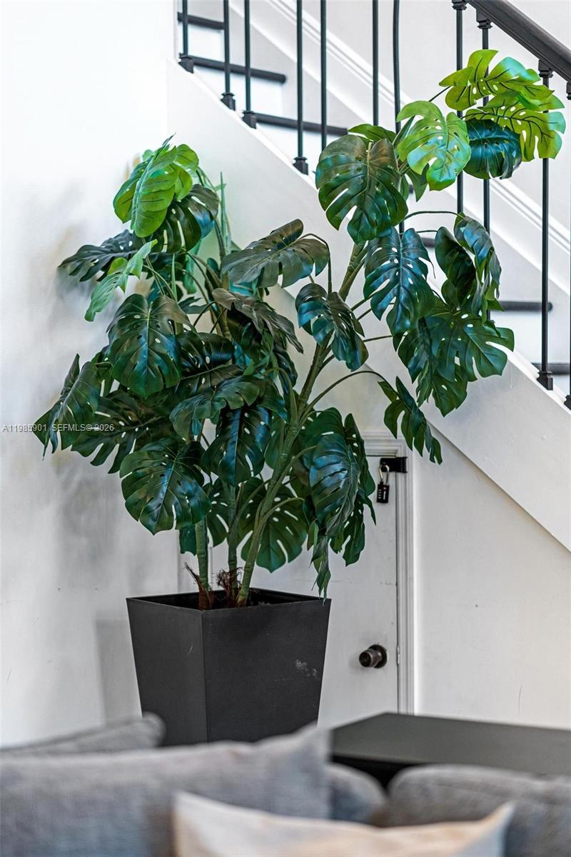 5100 NW 76th Pl Fort Lauderdale, FL 33073