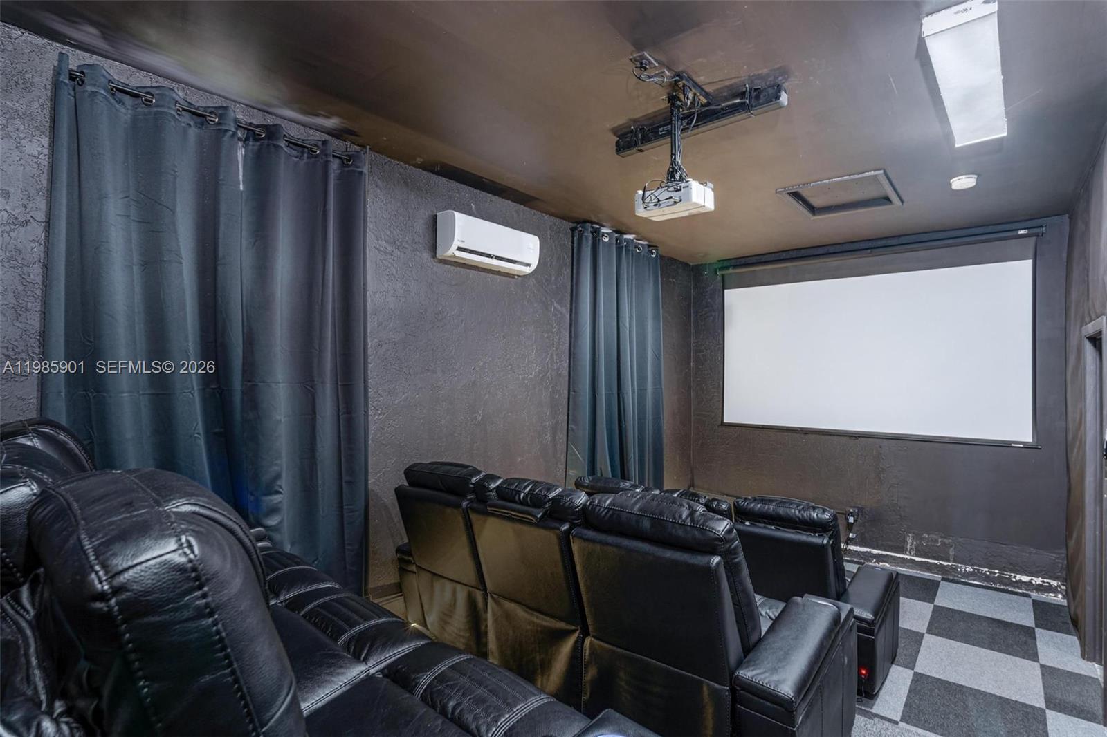 5100 NW 76th Pl Fort Lauderdale, FL 33073