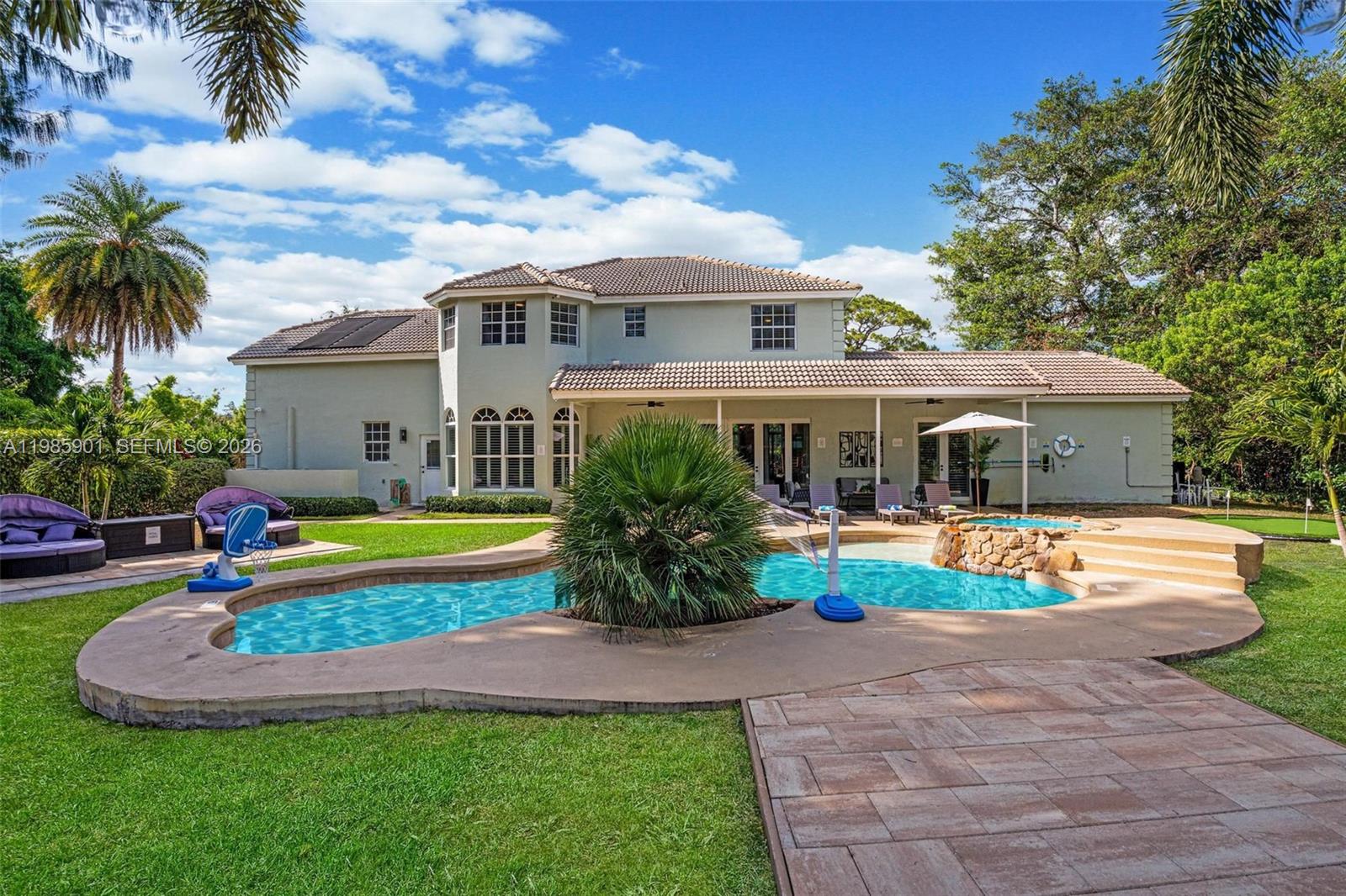 5100 NW 76th Pl Fort Lauderdale, FL 33073