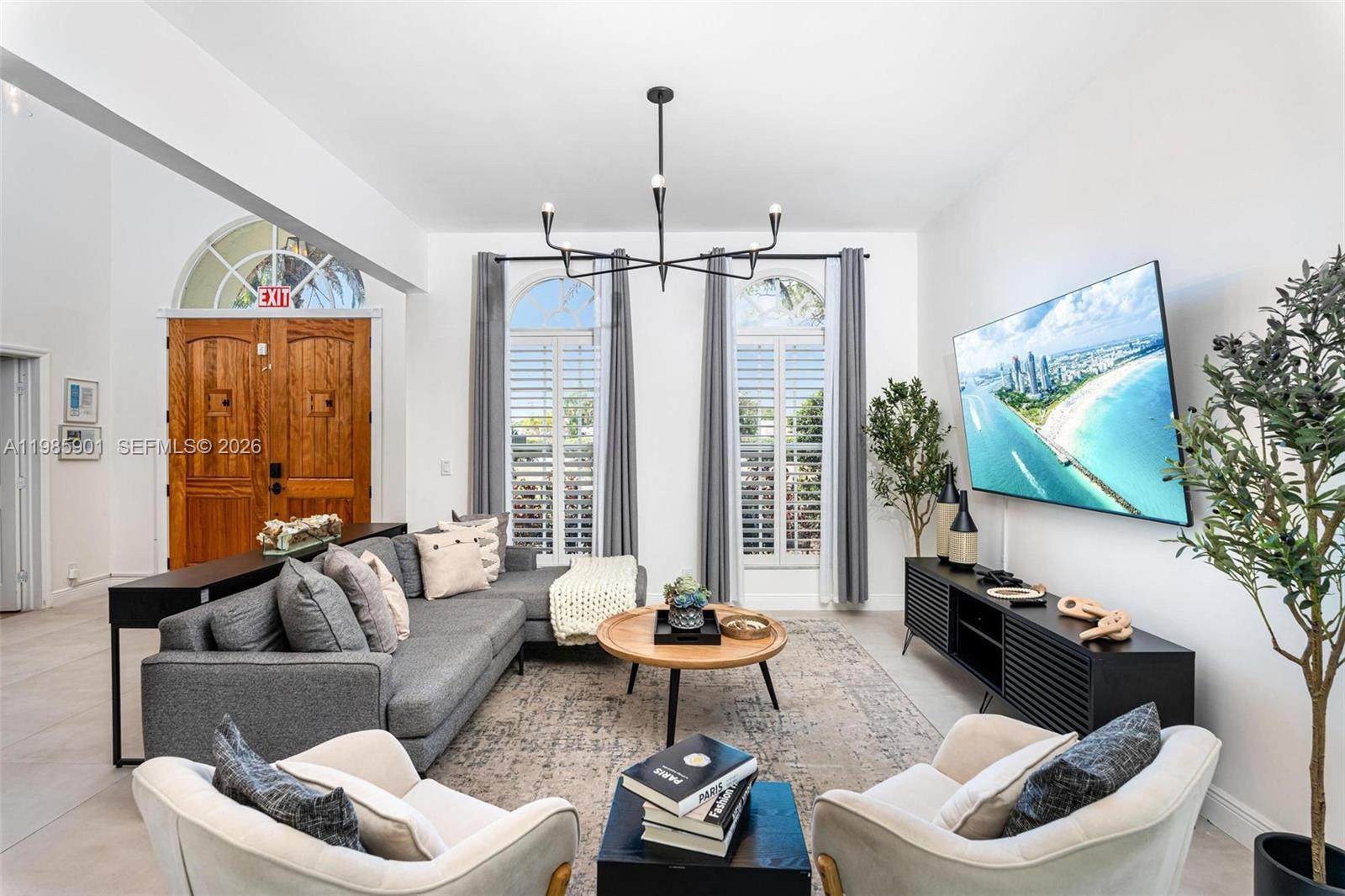 5100 NW 76th Pl Fort Lauderdale, FL 33073