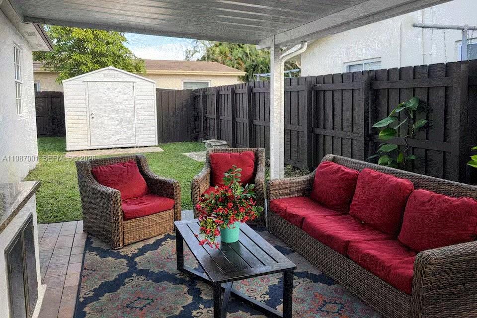 1608 NE 34th St Oakland Park, FL 33334