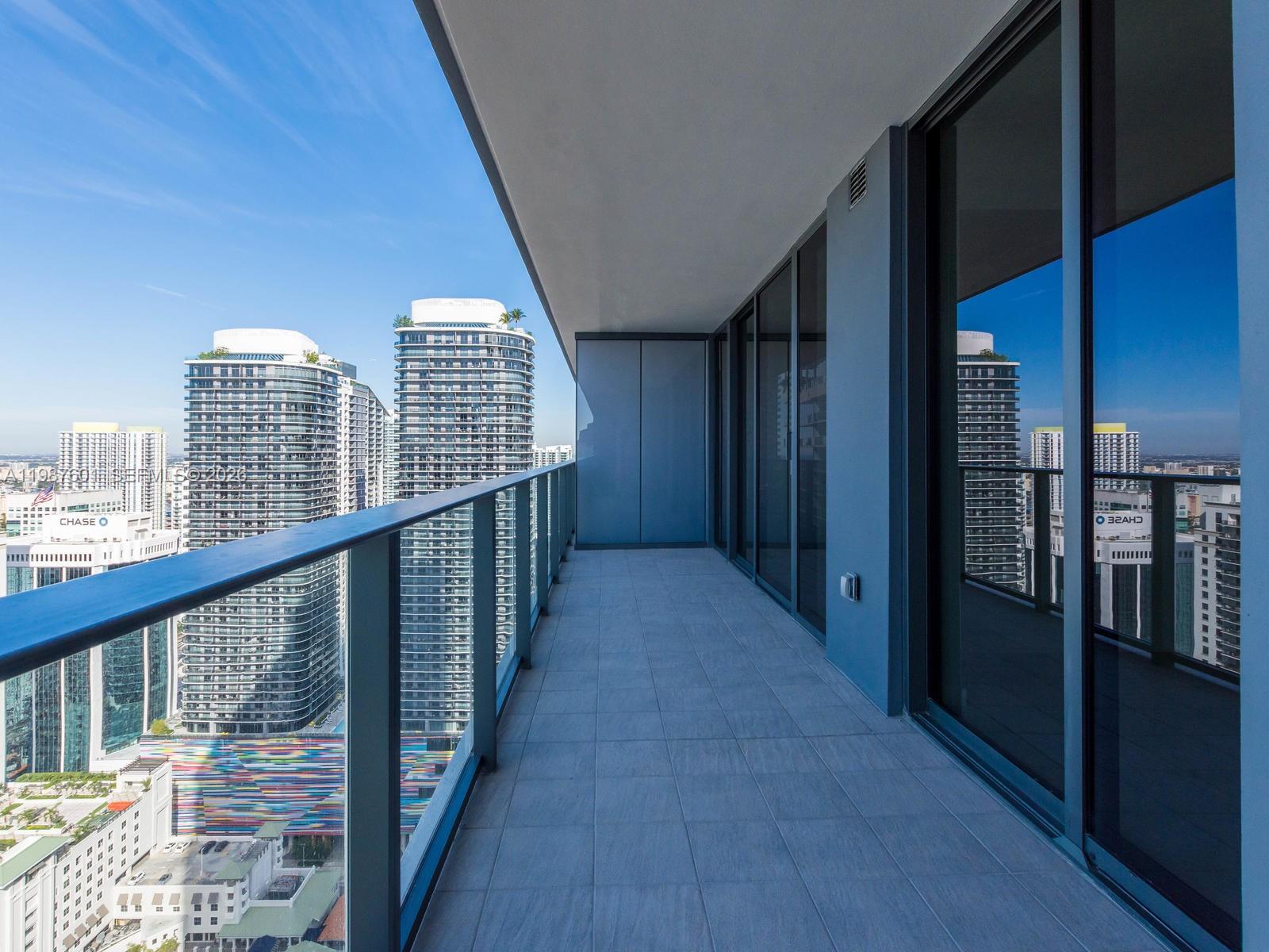 1000 Brickell Plz #4104 Miami, FL 33131