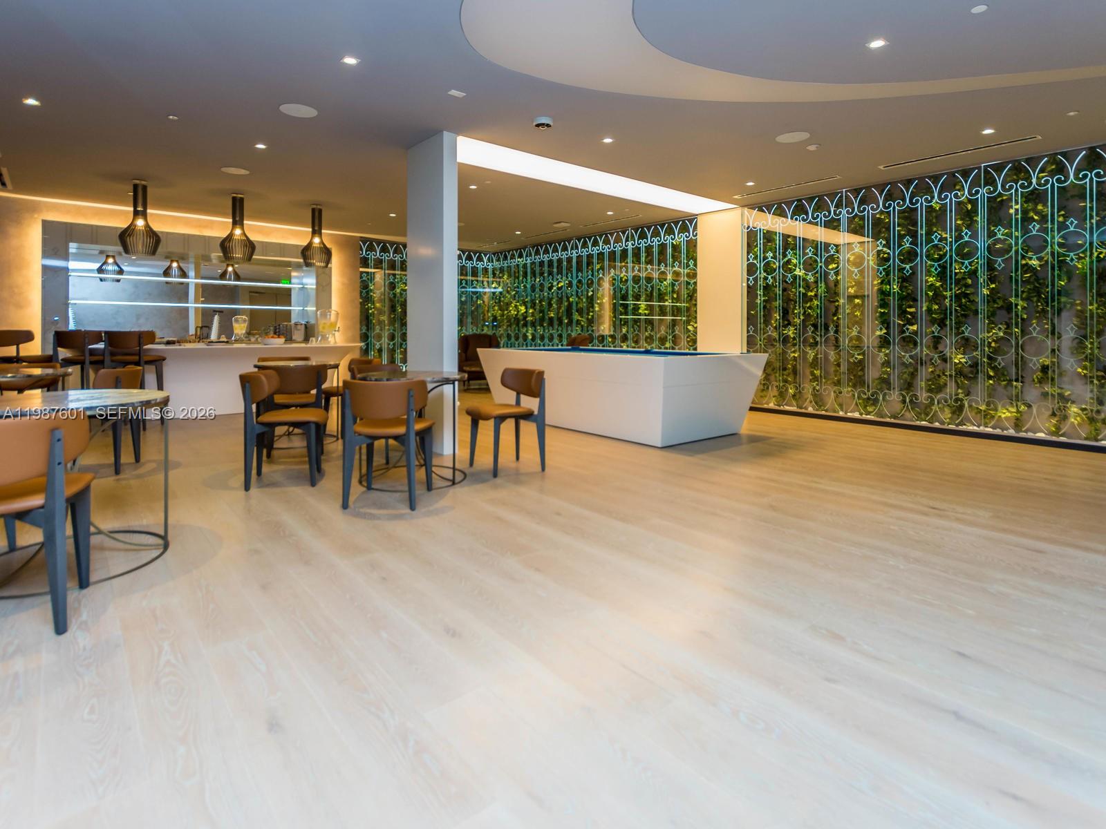 1000 Brickell Plz #4104 Miami, FL 33131