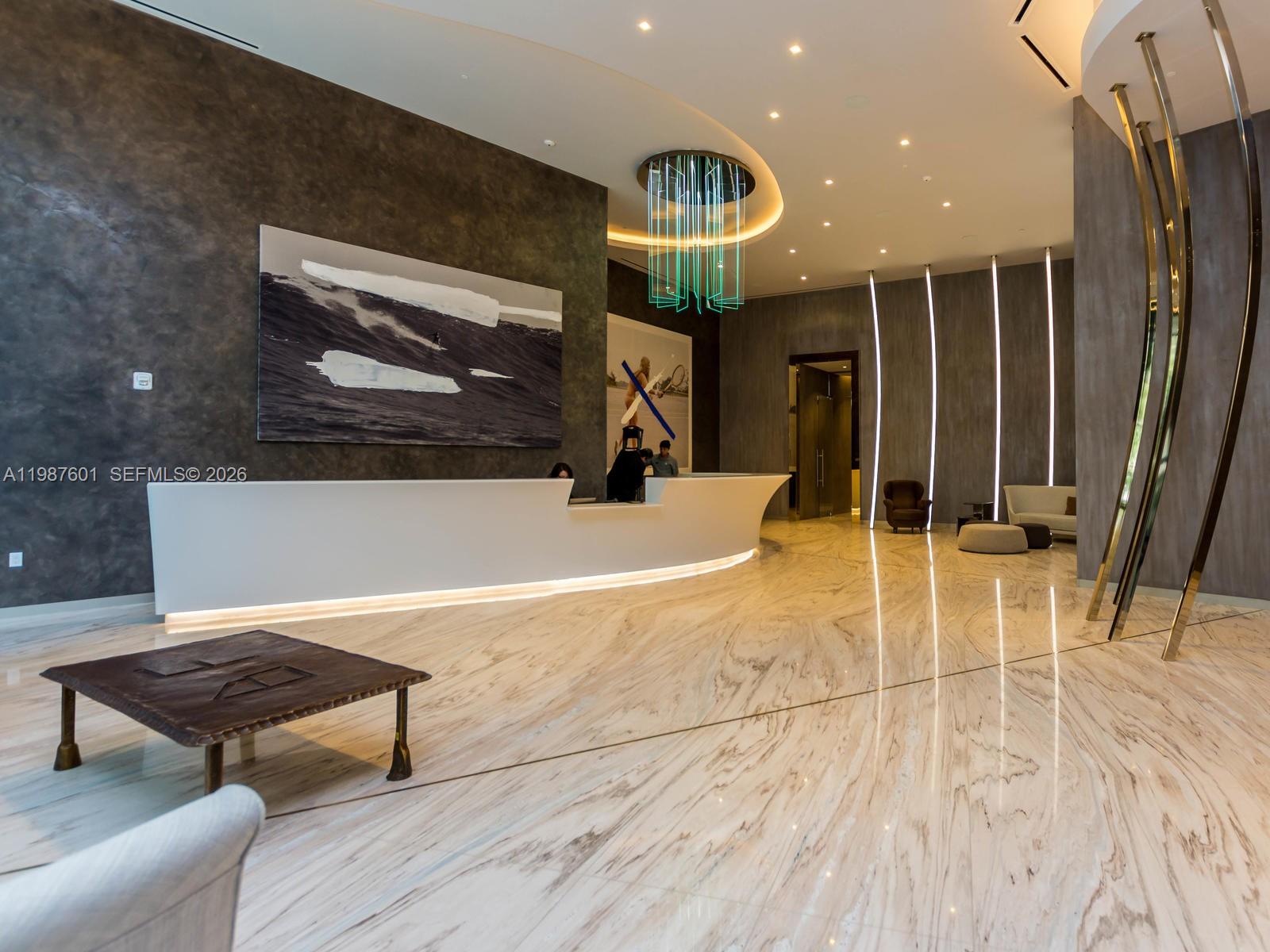 1000 Brickell Plz #4104 Miami, FL 33131