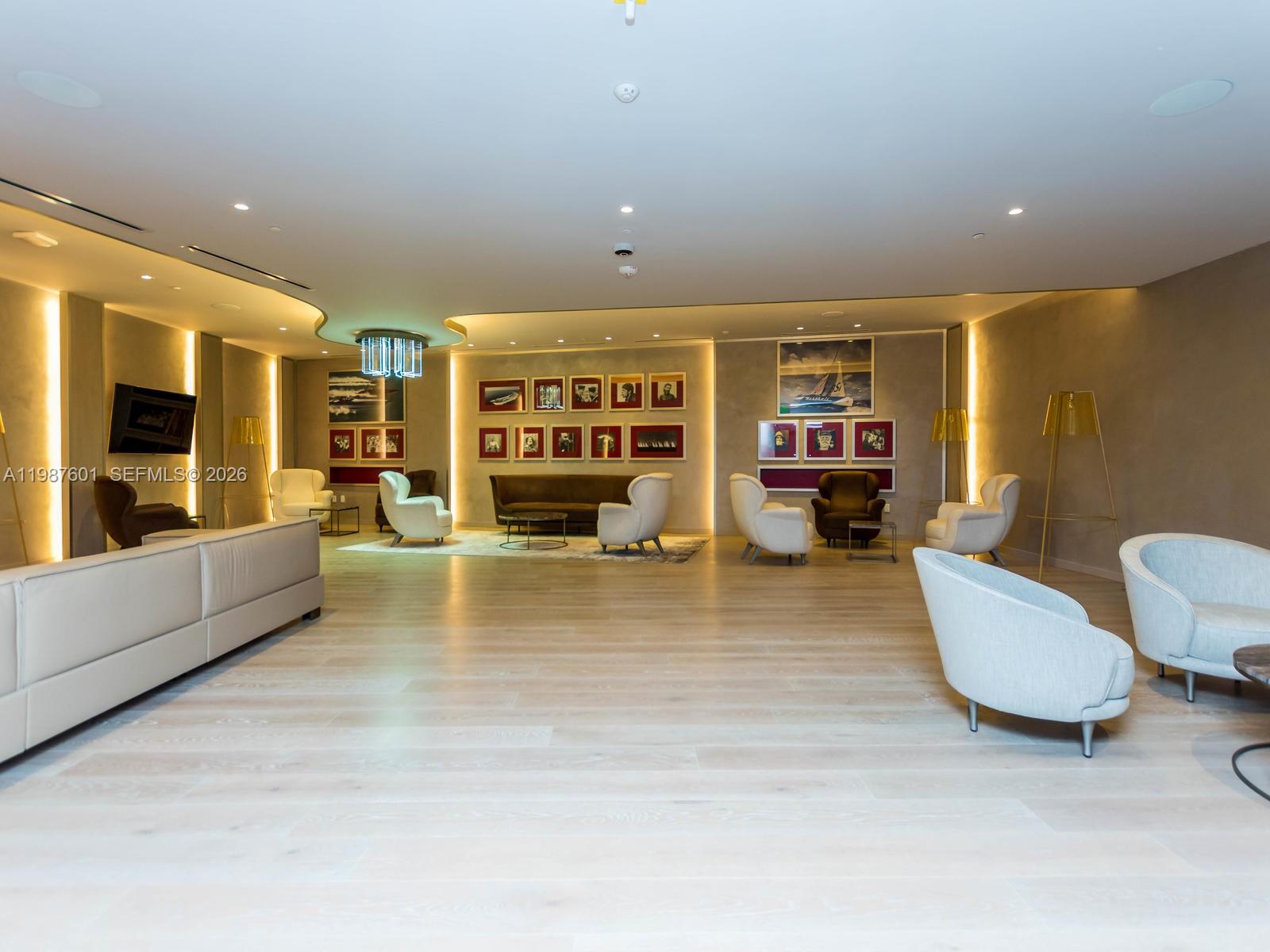 1000 Brickell Plz #4104 Miami, FL 33131