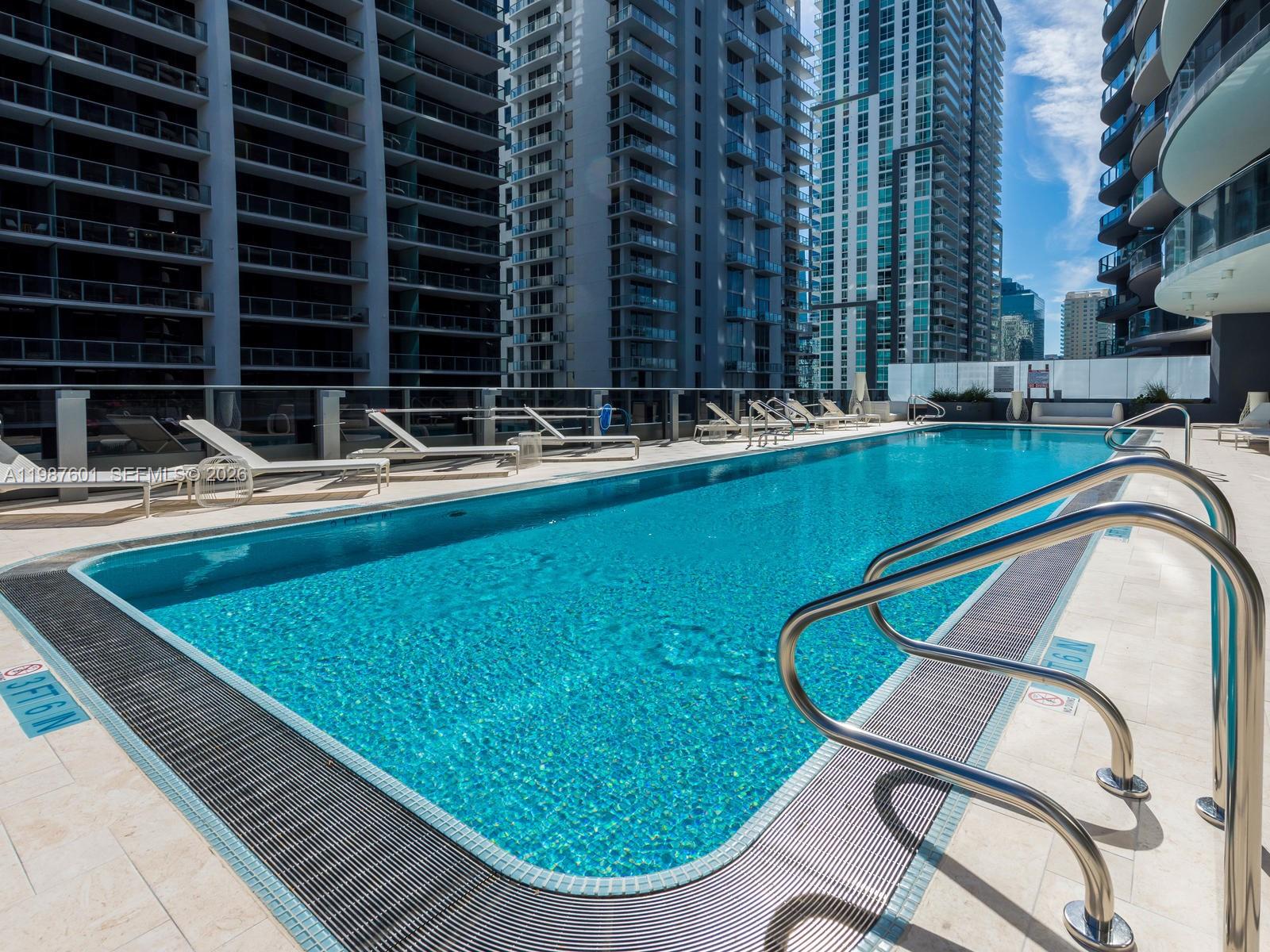 1000 Brickell Plz #4104 Miami, FL 33131