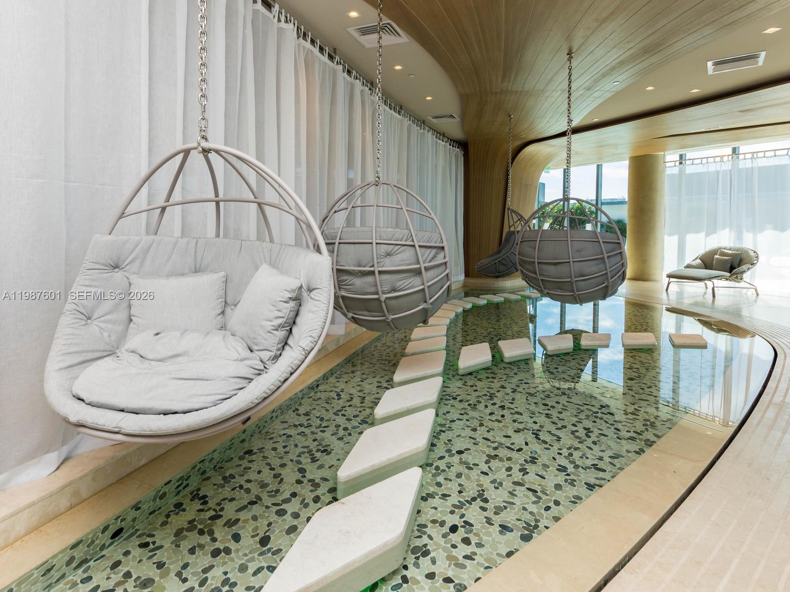 1000 Brickell Plz #4104 Miami, FL 33131