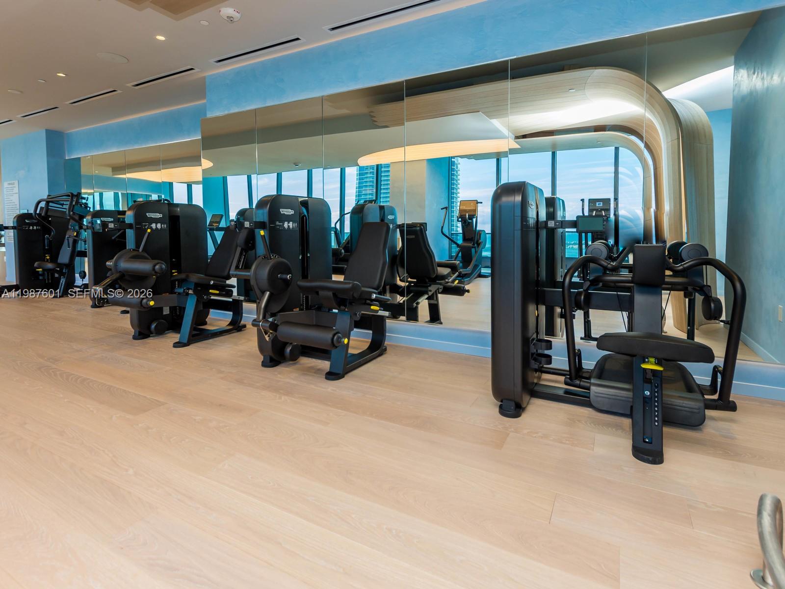 1000 Brickell Plz #4104 Miami, FL 33131